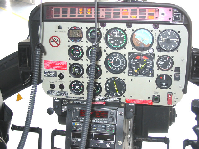 Glo-con cars : Anuncios sobre Aviones, aeroplanos, helic�pteros, biplanos para la venta y alquiler en el portal airplanes.glo-con.com y directorio de Aviones, aeroplanos, helic�pteros, biplanos para la venta y alquiler. - Photo three