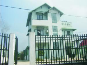 'Villa with factory in Saigon. Urgent !!!' - Photo one