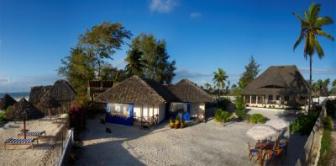 'Property with House/ Cottage/ Chalets' - Photo one