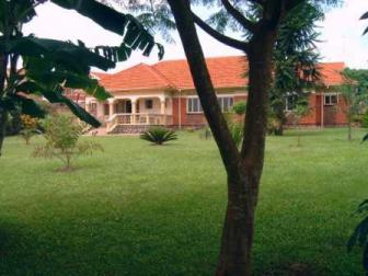 'HOUSE FOR SALE IN KAMPALA' - Photo one