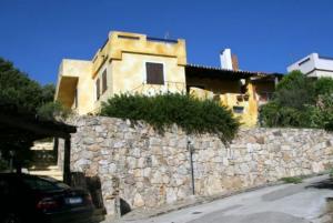 'Pretty villa for sale in Sardinia' - Photo one