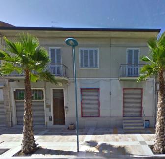 'Large Property investment in Italy' - Photo one