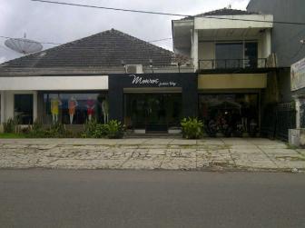 'QUICK SALE LUXURY HOUSE AT MALANG EAST JAVA' - Photo one