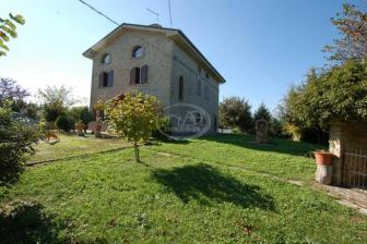 'Big Country House with stone facade for sale' - Photo one