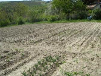 'Building land two kilometers from the beach' - Photo one
