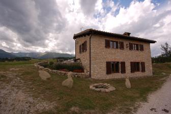'COUNTRY HOUSE  