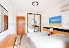 1bedroom luxury apartment with swimming pool, - Photo six